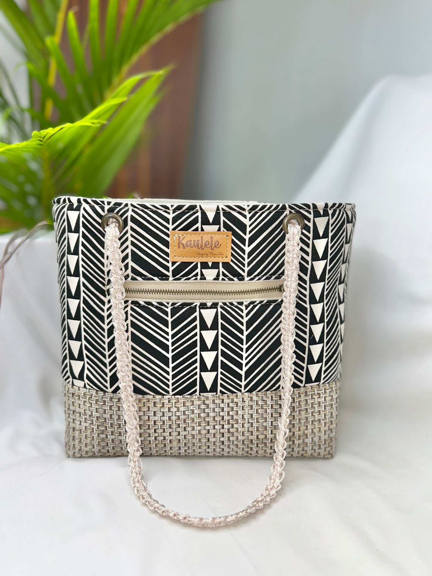 Kaulana Small Tote