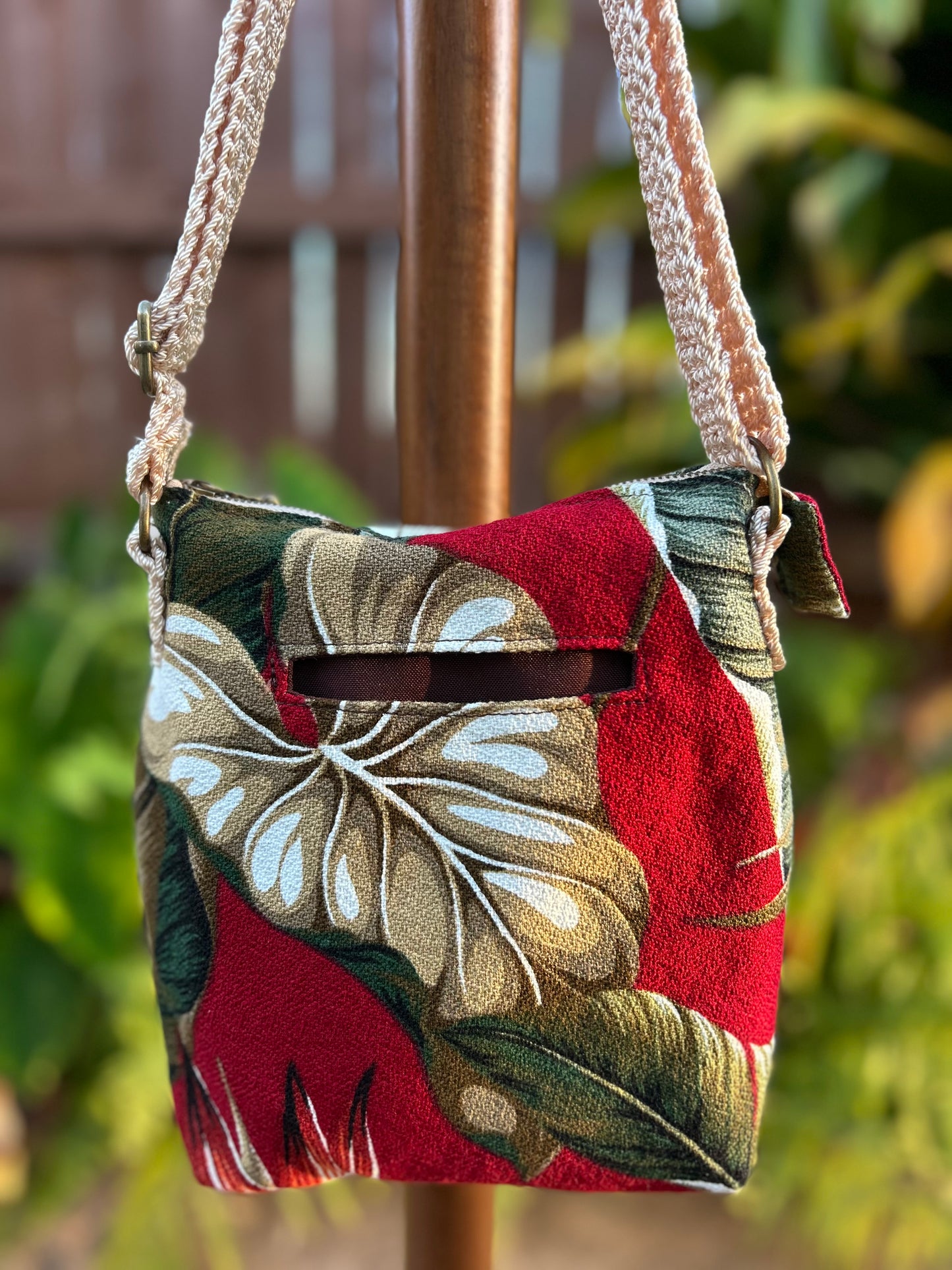 Ku'uipo Crossbody