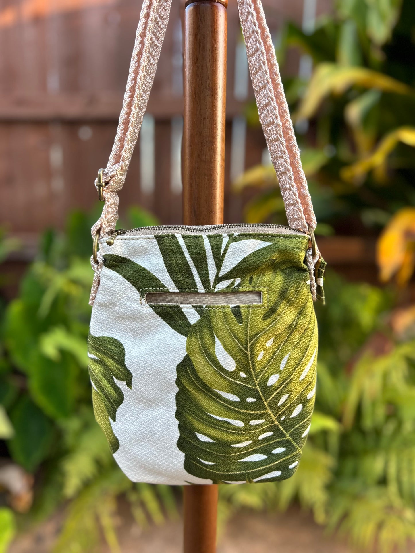 Ku'uipo Crossbody