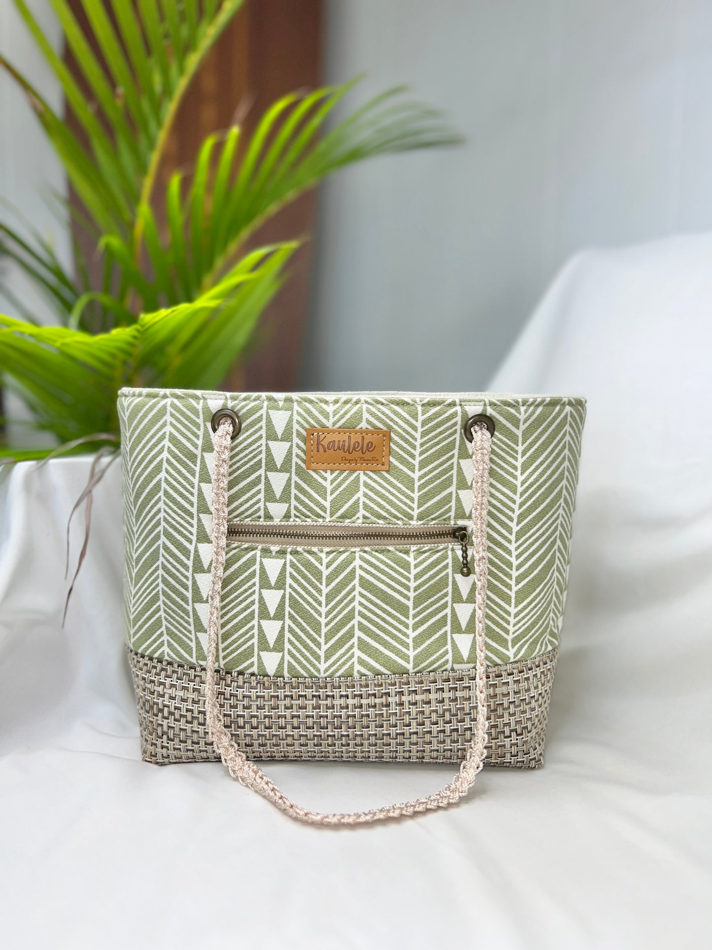 Kaulana Small Tote