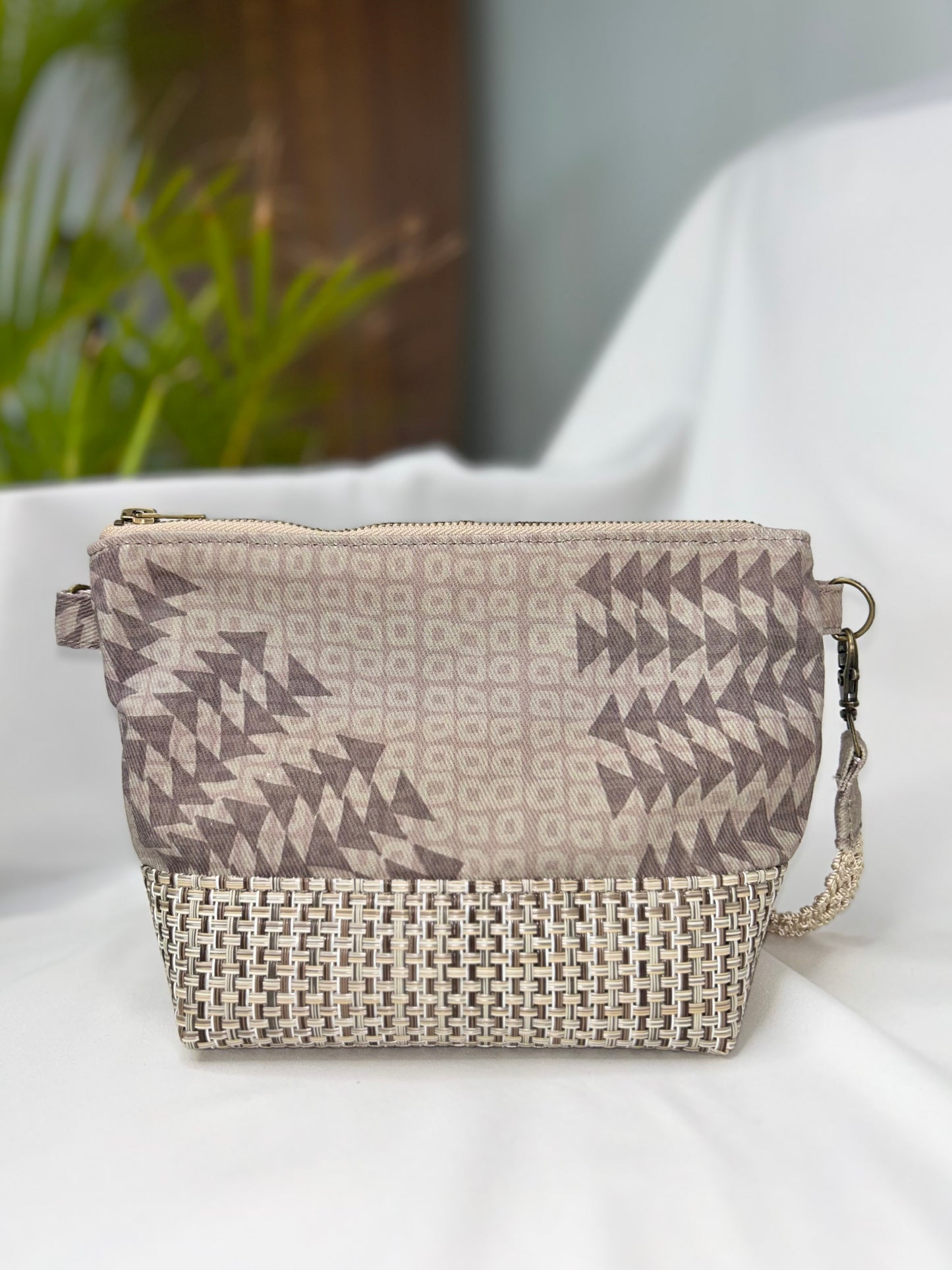 Kaulana Clutch