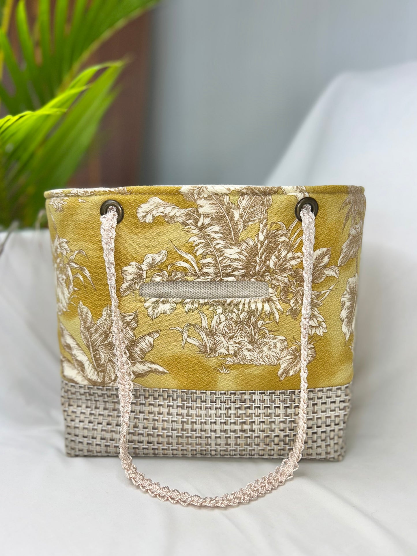 Kaulana Small Tote