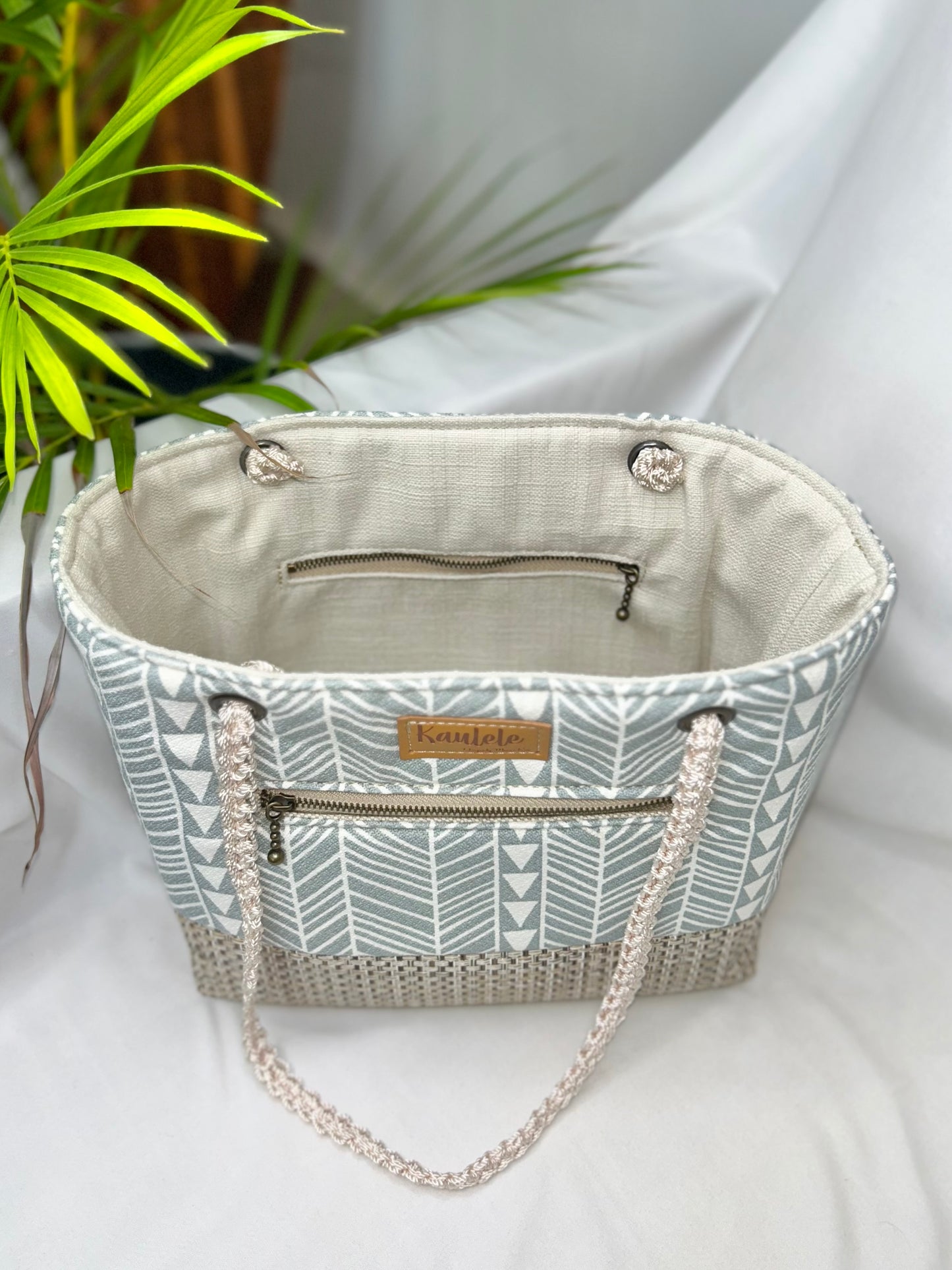 Kaulana Small Tote