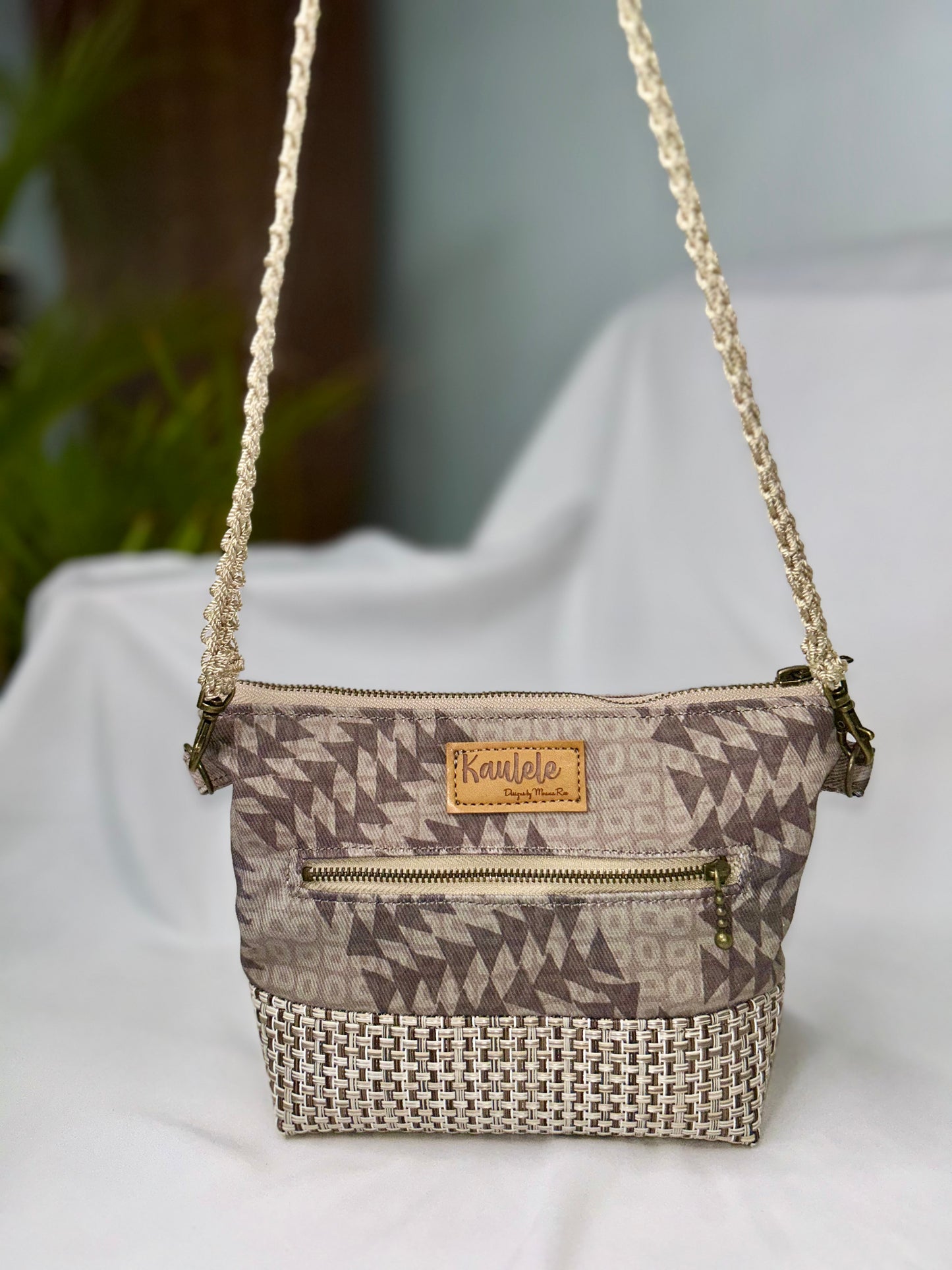 Kaulana Clutch