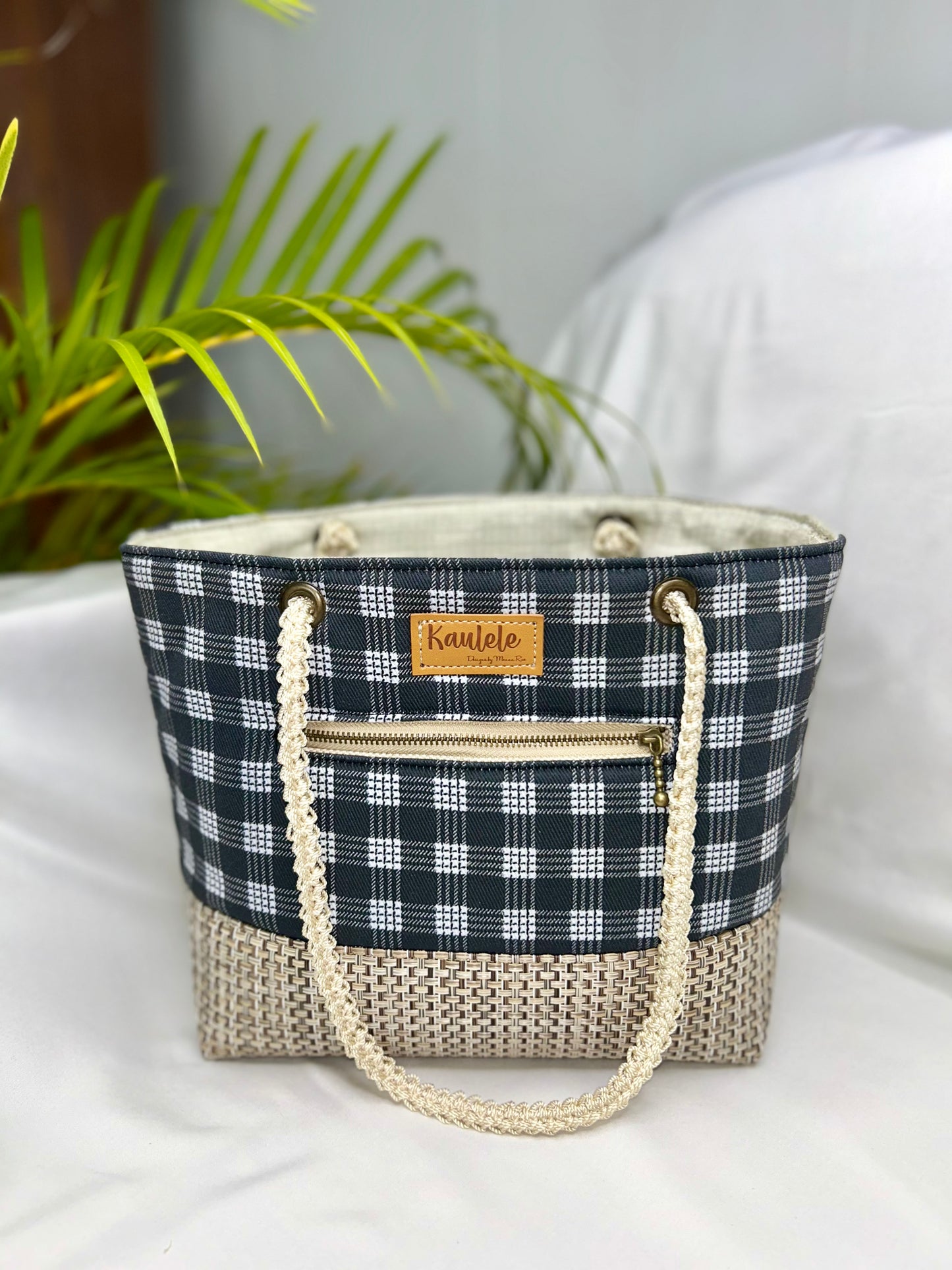 Kaulana Small Tote