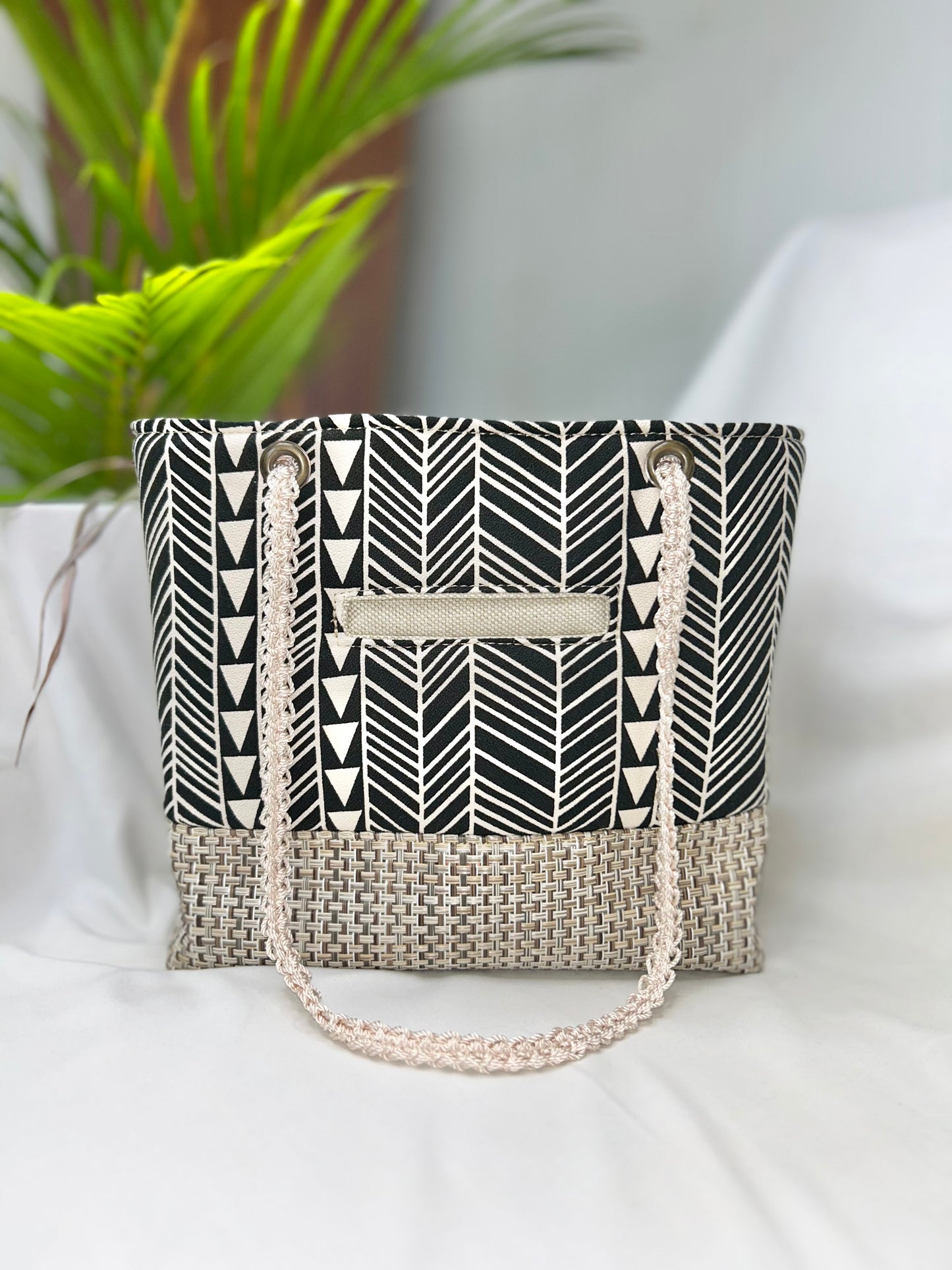 Kaulana Small Tote