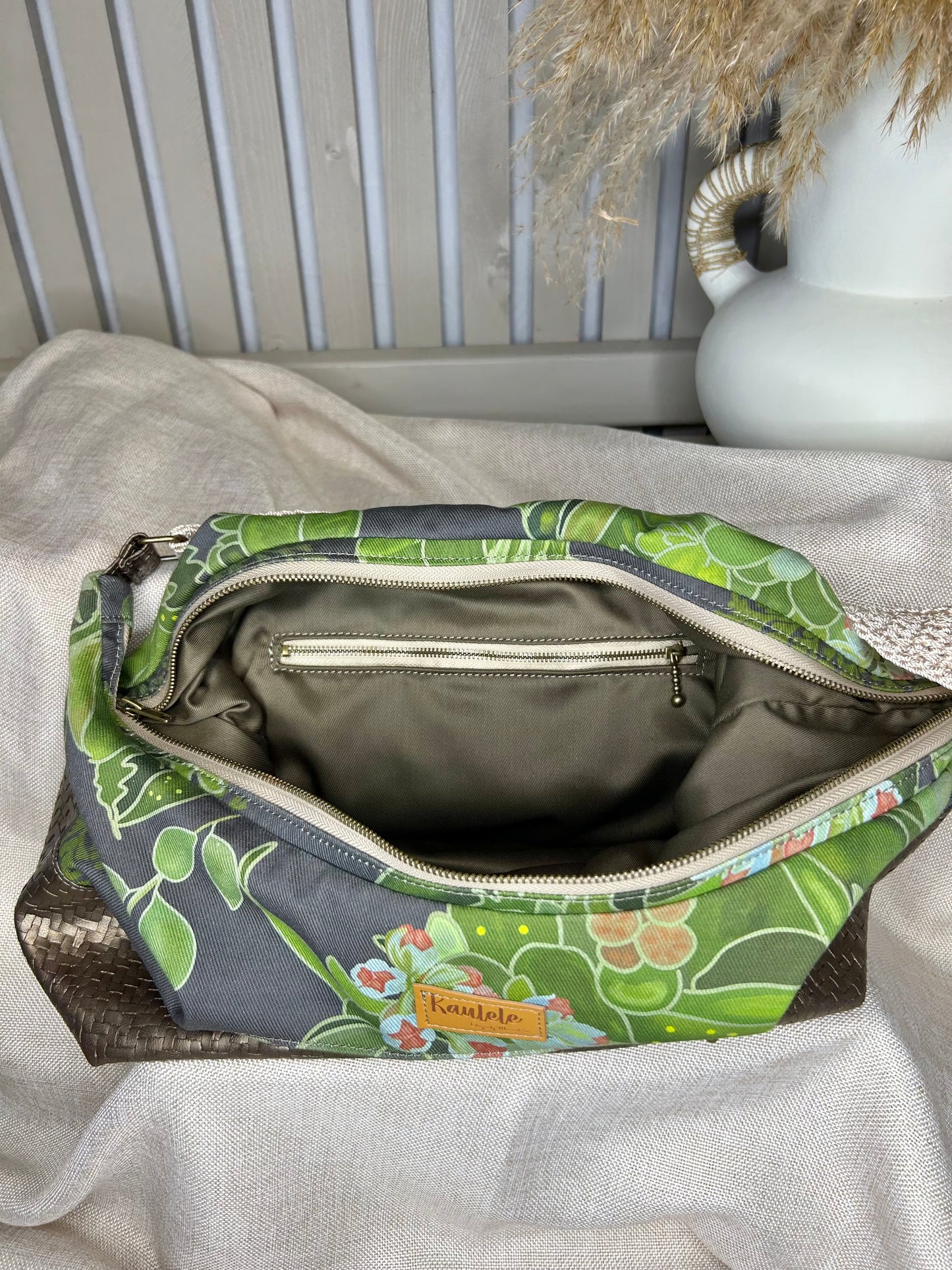 Kahealani Helia Hobo