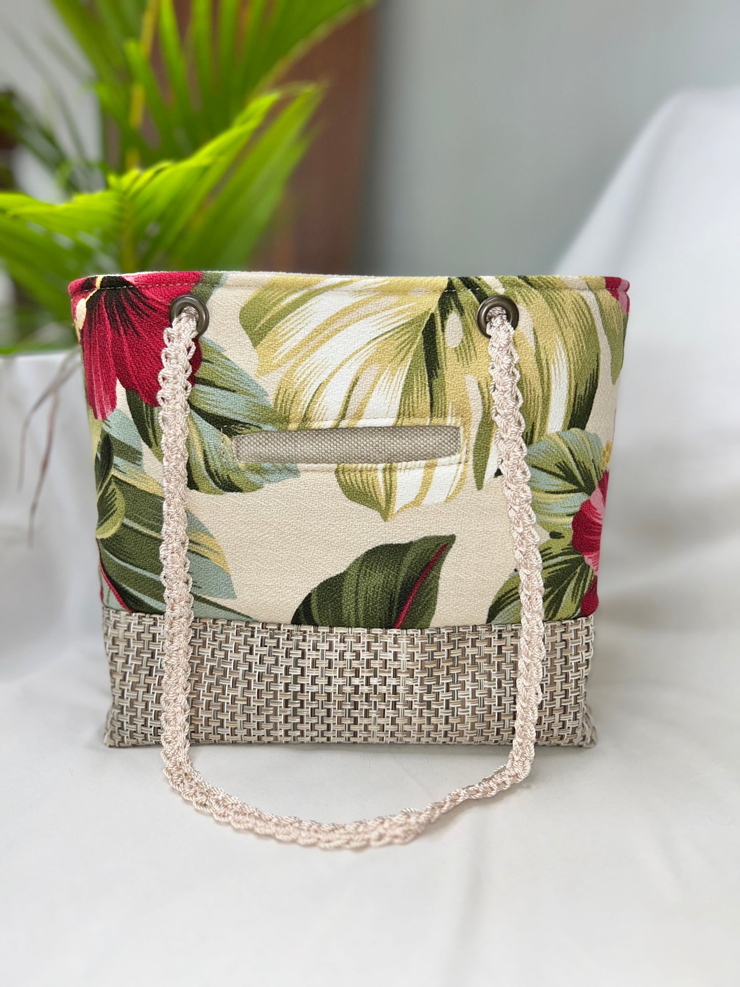 Kaulana Small Tote