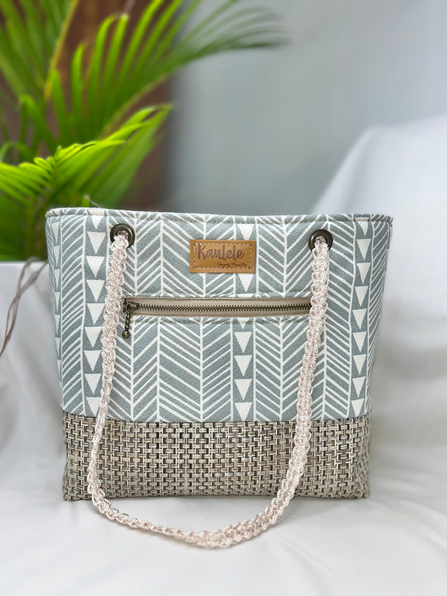 Kaulana Small Tote